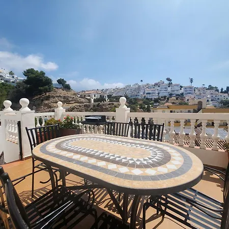 Pinomar - Sleeps 8 - Burriana