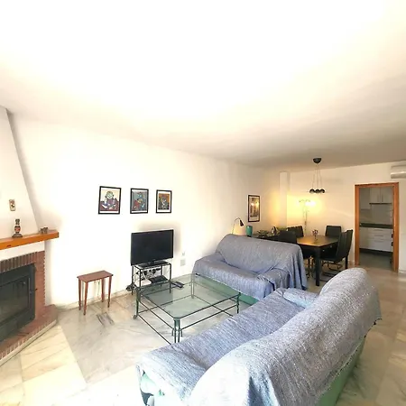 Villa Pinomar - Sleeps 8 - Burriana