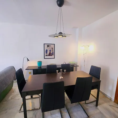 Pinomar - Sleeps 8 - Burriana Villa