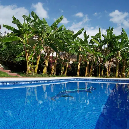 Pinomar - Sleeps 8 - Burriana