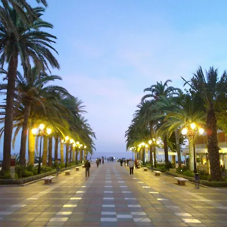 Pinomar - Sleeps 8 - Burriana 别墅